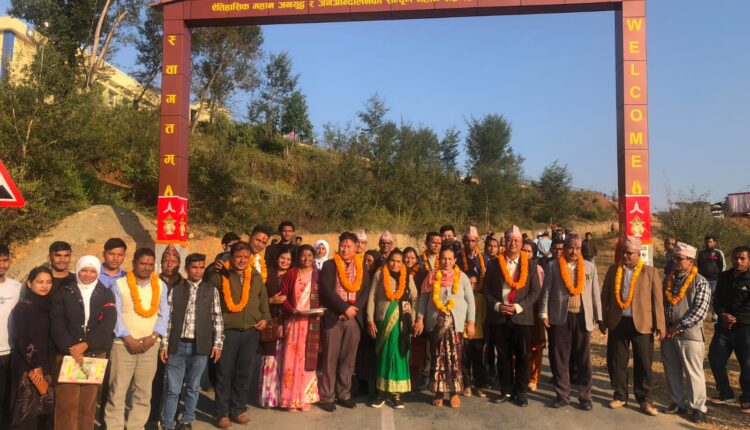 2BAE54E9-5F51-44FC-8407-8E7C51623BFF